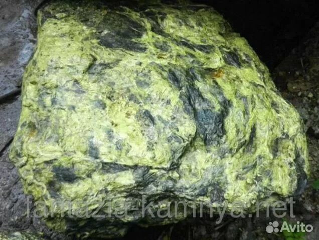 Гранитные и декоративные глыбы для ландшафтного дизайна, фото 4, поставка по Москве и Московской области