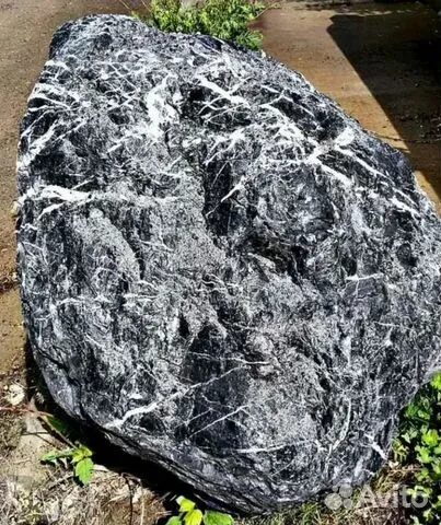 Чёрный мрамор в глыбах для интерьера, благоустройства и мемориальных решений, фото 2, поставка по Москве и Московской области