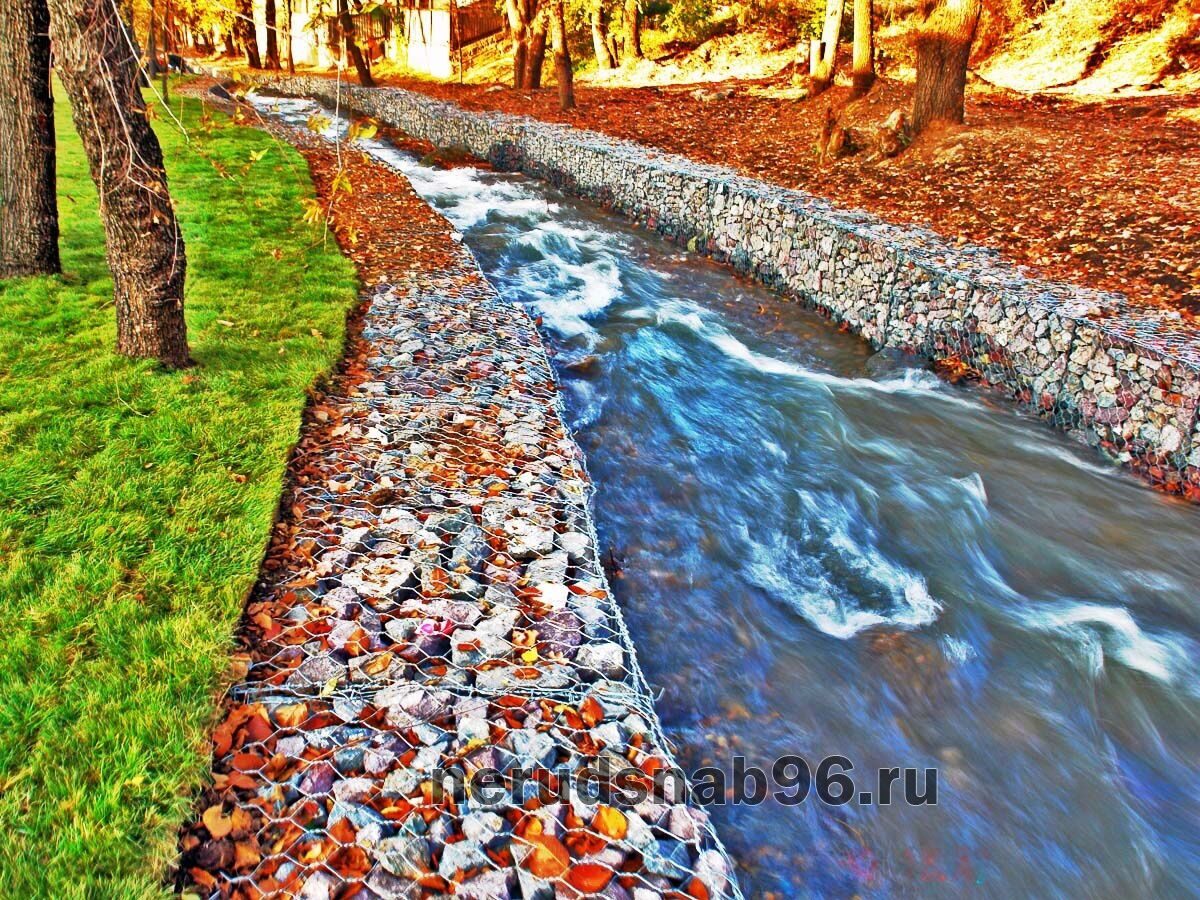 Декоративные габионы с природным камнем для частного и коммерческого объекта, фото 3